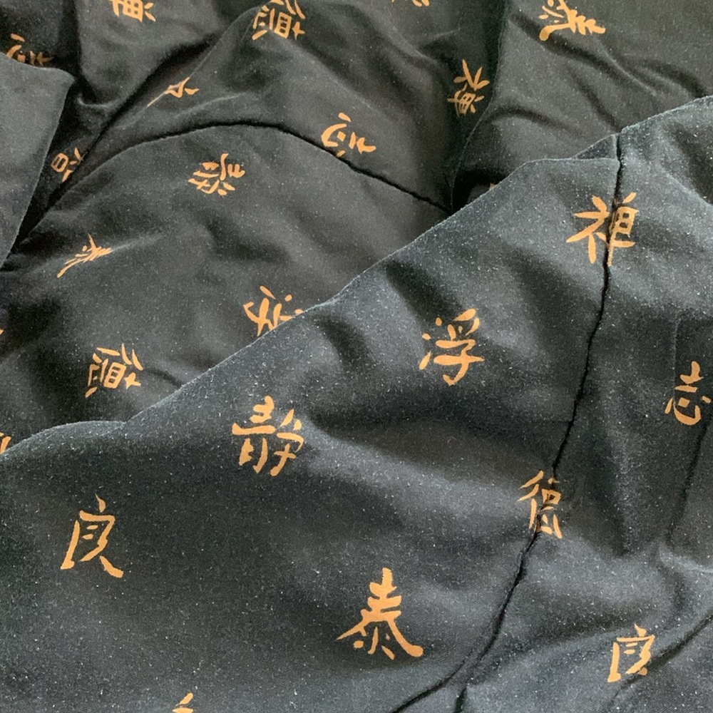 Queen Size bed sheets - Picture 4 of 7